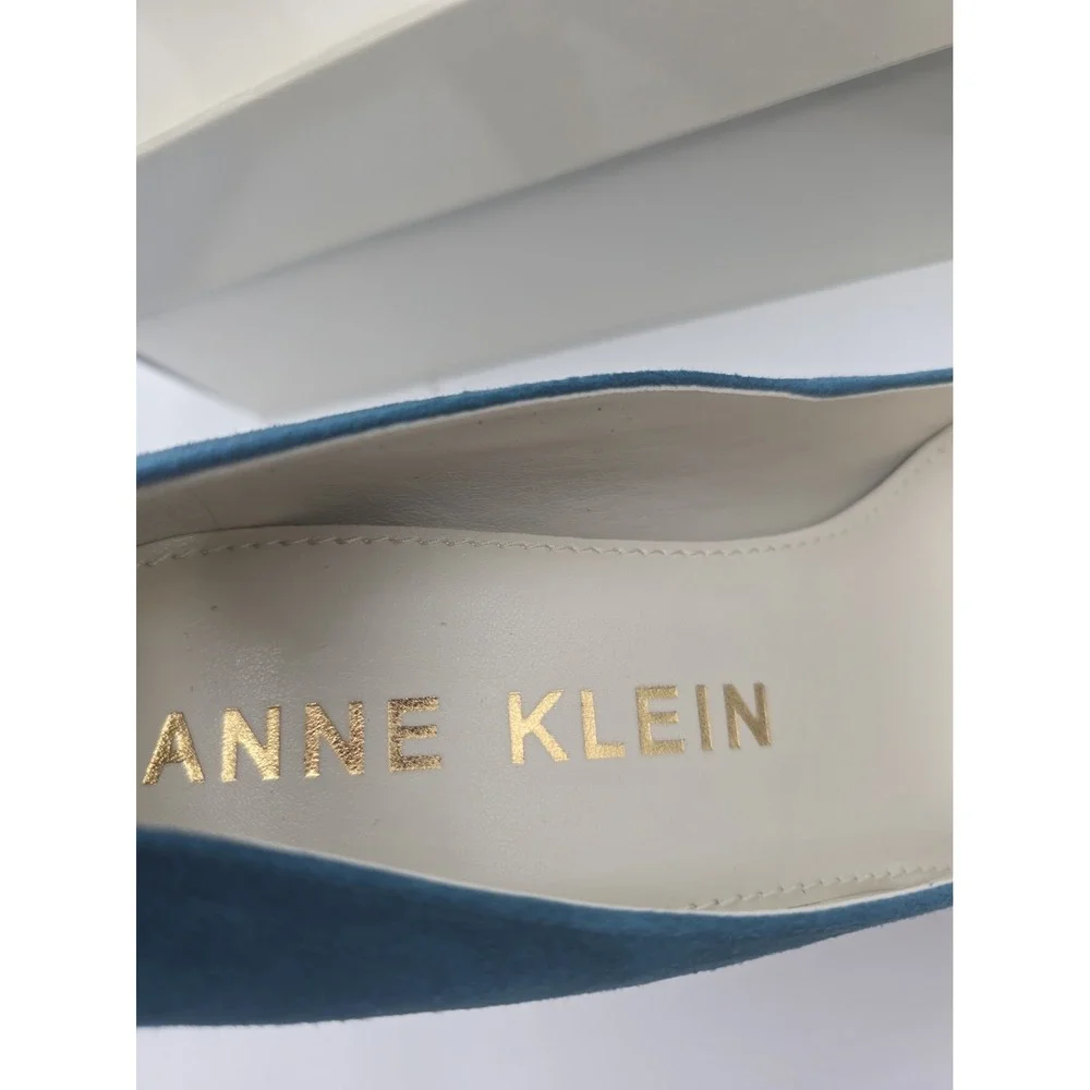 Anne Klein Akhollyn Pumps Women 9 M Turquoise Suede Pointed Toe Block Heel